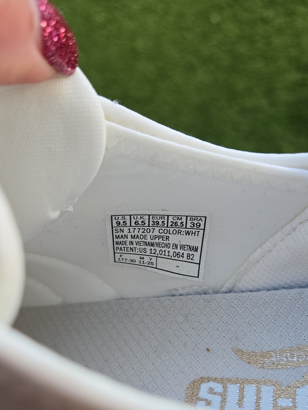 Skechers Women's White Sneakers with Rose Gold Eyelets Slip Ins 9.5 - Picture 4 of 9
